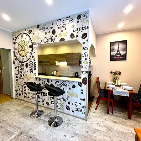 アパート Przycup W Karkonoszach - Karkonoska Centrum Karkonosze Darmowy Parking Dla Gosci Apartamentu カルパッチ